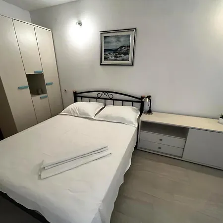 With Parking Space Supetar, Brac - 7631 Apartment